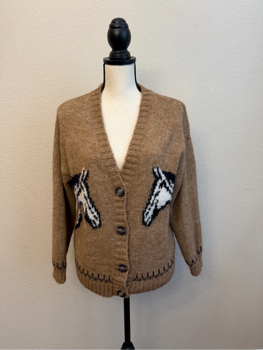 Old Navy Brown Horse Intarsia V-Neck Button Cardigan oversized Sz S Wool Blend - Picture 2 of 13